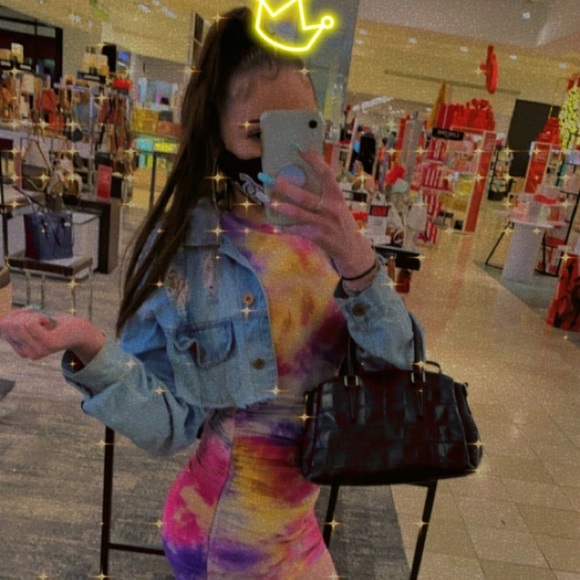 Meet your Posher, Meredith - Picture 1 of 1